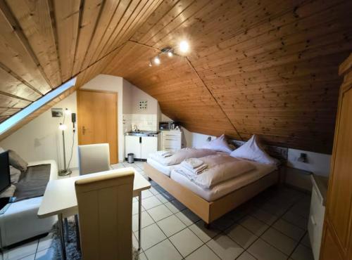 Dieses Bild zeigt ein Beispielzimmer aus dem Hotel